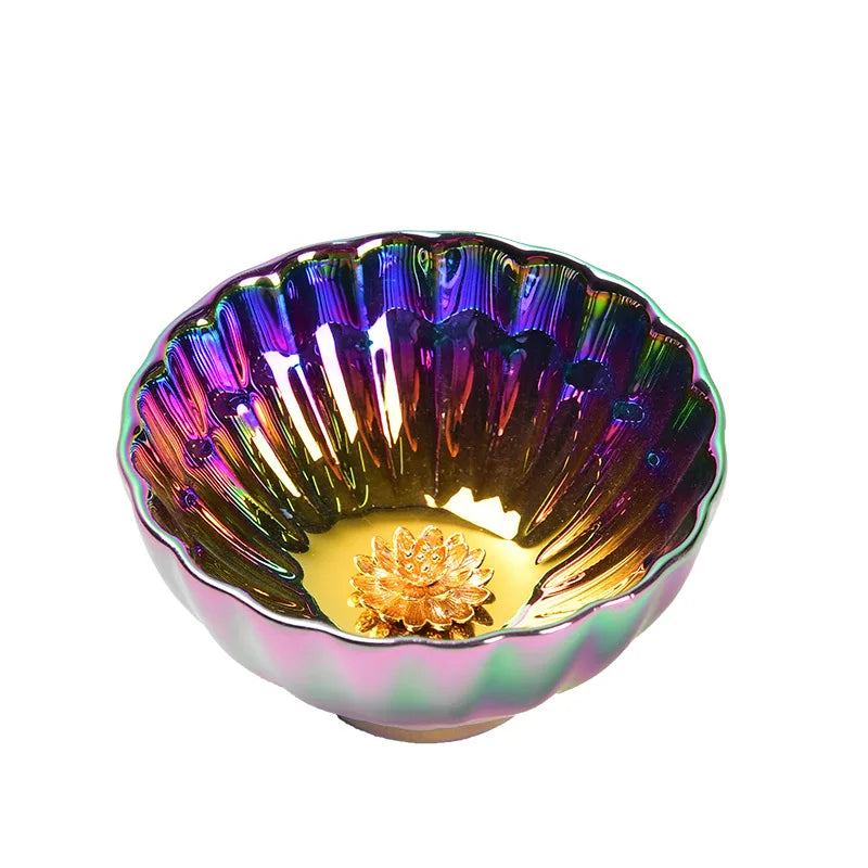 Vivid   Peacock & Lotus